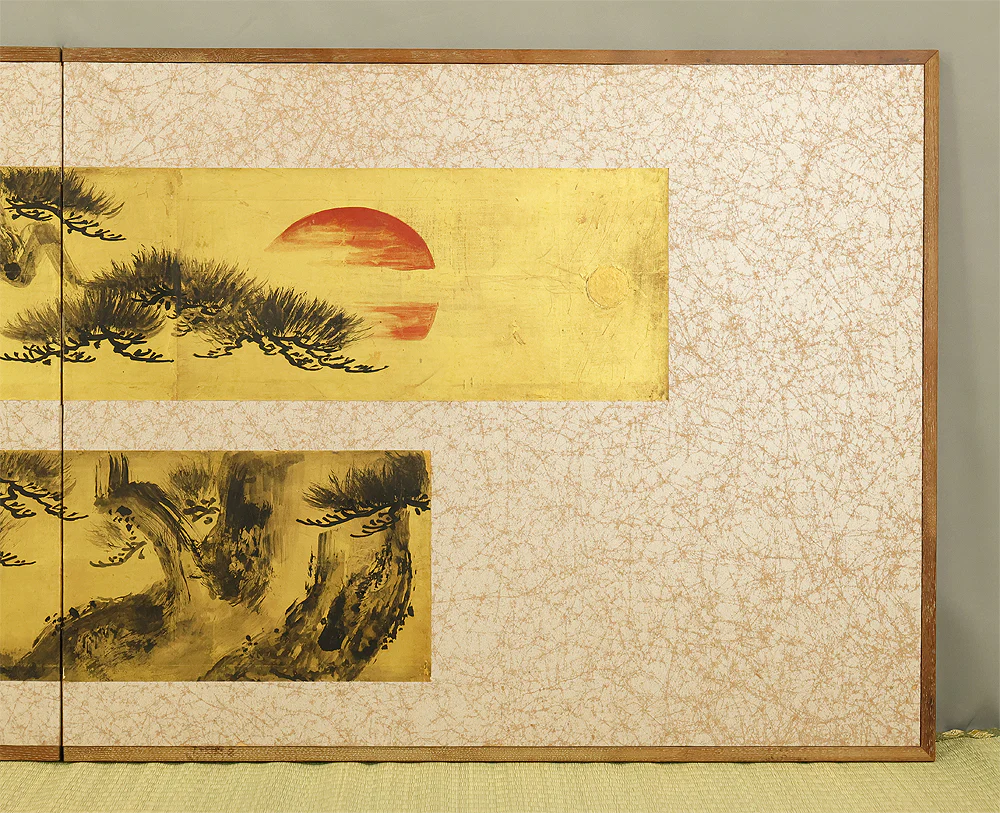 狩野晴川院養信 Kano Seisenin Osanobu (1796-1846) Gold Leaf Pine Tree and Rising Sun Furosaki Byobu Two Panels Folding Screens Room Dividers VA955 - Image 4