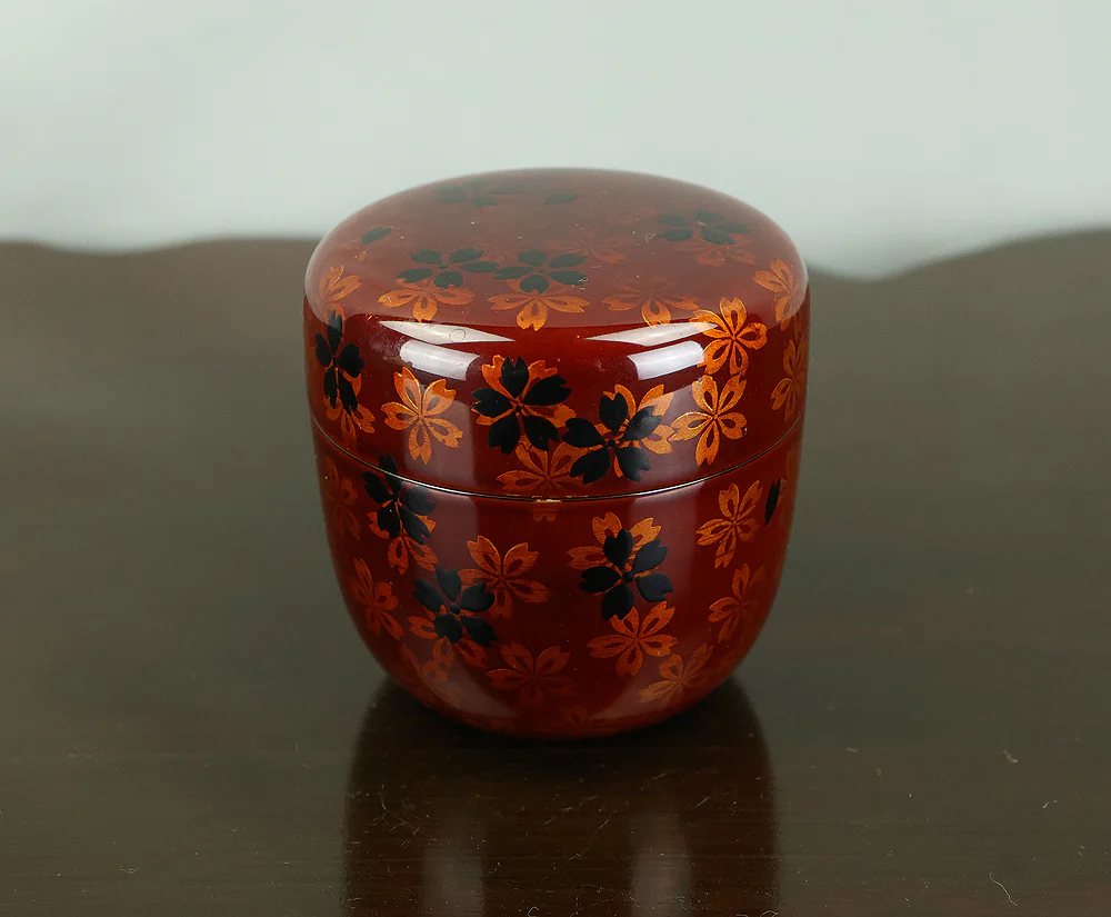 佐々木麗峰 Sasaki Reiho Japanese tea ceremony utensil / Cherry Blossoms Makie Translucent Lacquer Finish Natsume Tea Caddy with Original Box (Tomobako) VB195