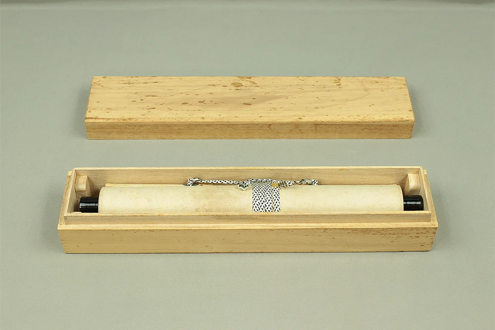 足立泰道 Adachi Taido (b1937) Daitoku-ji Japanese Zen kakejiku kakemono wall hanging scroll / 閑坐聴松風 Kanzashite Shofuwo Kiku with Original Box (Tomobako) RB110 - Image 12