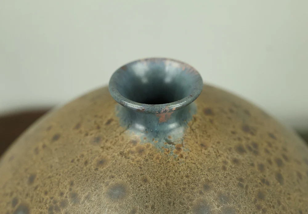 荒田耕治 Arata Koji (1938-2022) Kasama ware Black Glaze Decoration Single Flower Vase with Original Box (Tomobako) VA975 - Image 9
