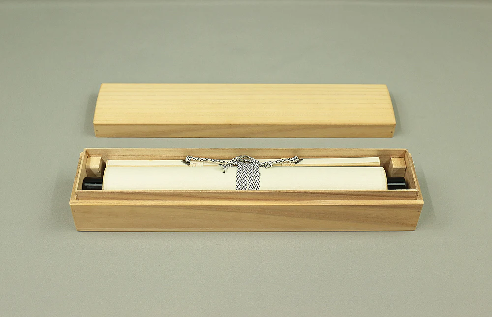 福本積應 Fukumoto Sekio (b1930) Daitoku-ji Japanese Zen kakejiku kakemono wall hanging scroll / 清流無間断 Seiryu Kandan Nashi with Original Box (Tomobako) RC724 - Image 10