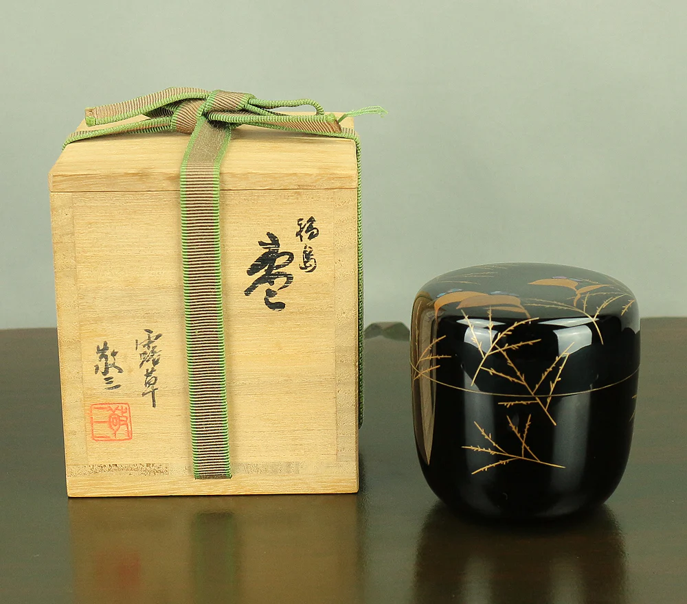 伊川敬三 Igawa Keizo Wajima Nuri lacquerware 'Asiatic Dayflower Makie Middle Natsume' Tea Caddy with Original Box (Tomobako) VA484 - Image 27