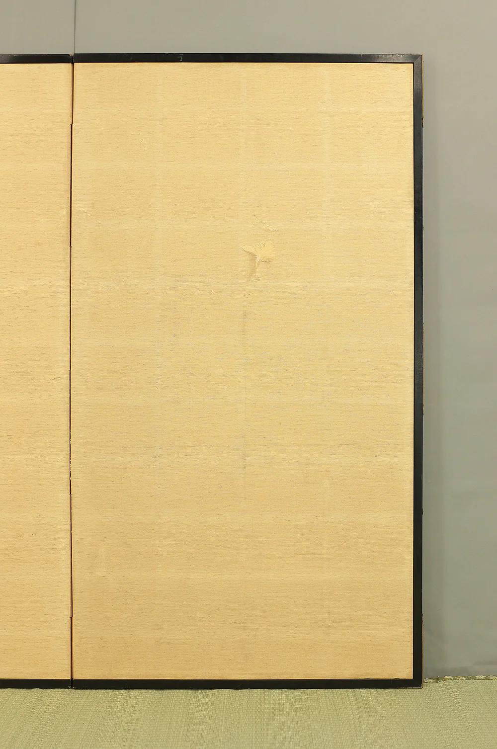 伊徳栄茂 Itoku Eimo Byobu Folding Screen Room divider Two panels / 'Cherry Blossoms, Peony, and Birds' VA352 - Image 33