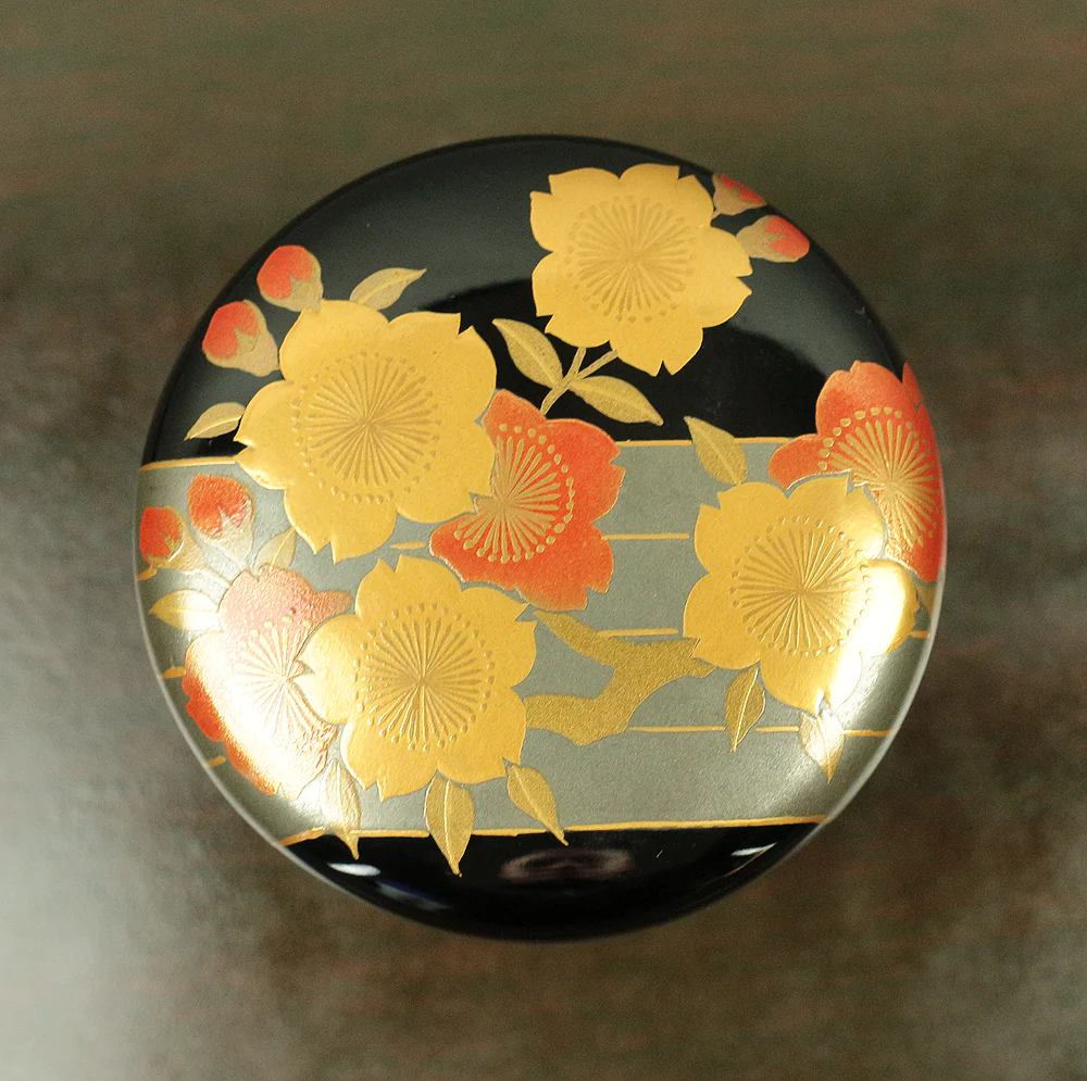 岩倉秀麿 Iwakura Hidemaro - Hanaikada (Flower Raft) Makie Lacquer Chu (Middle) Natsume Tea Caddy with Original Box (Tomobako) / Japanese tea ceremony utensil VA582 - Image 9