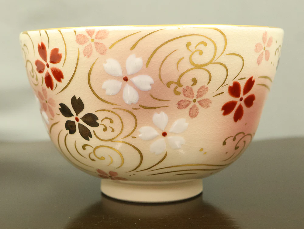 加藤松香 Kato Shoko Kyo ware 'Ninsei style Cherry Blossom Petals Flowing Down River Tea Bowl' with Original Box (Tomobako) VB217 - Image 2