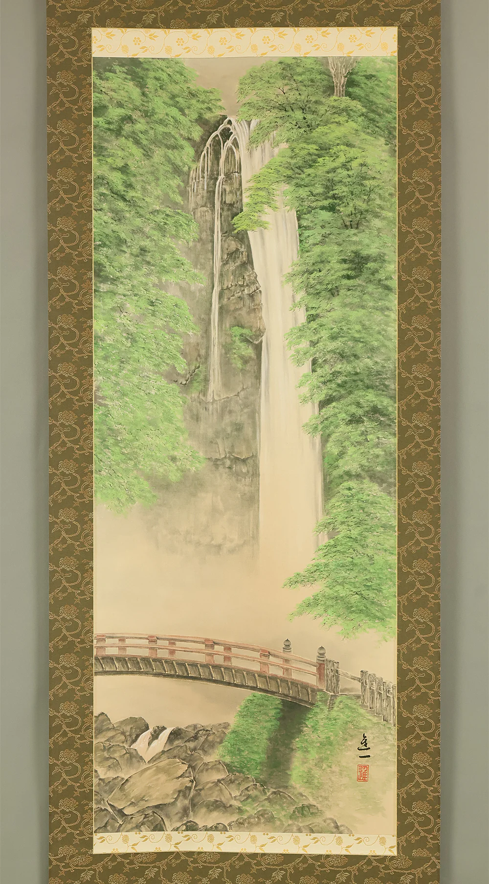 中川進一 Nakagawa Shinichi Japanese art kakejiku kakemono wall hanging scroll / 箕面の滝 Minō Waterfall (Minō Park in Osaka) with Original Box (Tomobako) RD869