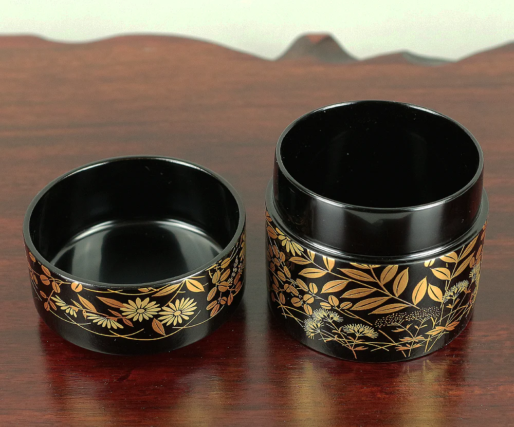 中村湖彩 Nakamura Kosai (b1955) 'Chrysanthemum Paulownia Makie lacquered Nakatsugi' Natsume Tea Caddy / Japanese tea ceremony utensil with Original Box (Tomobako) VA293 - Image 28
