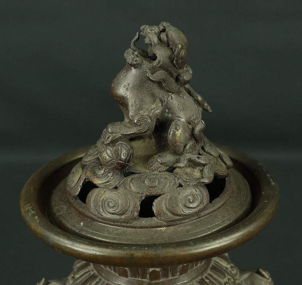 中尾宗甫 Nakao Shuho Buddhist Altar Fittings Bronze Two Candle Sticks and Two Censer Incense Burner VA497 - Image 34