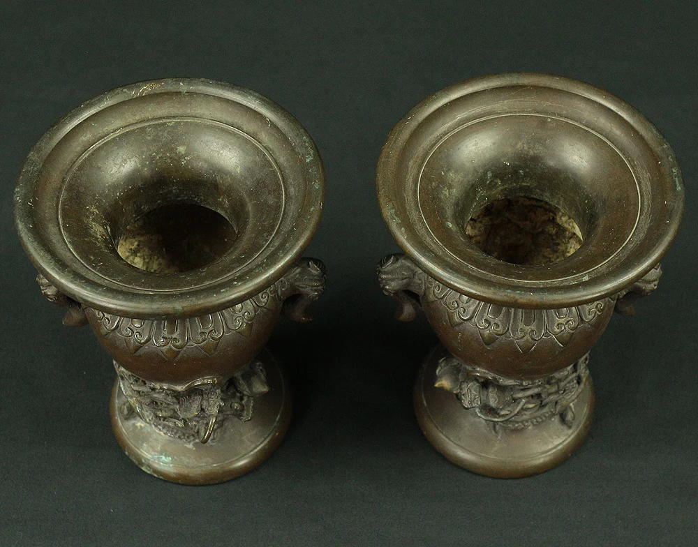 中尾宗甫 Nakao Shuho Buddhist Altar Fittings Bronze Two Candle Sticks and Two Censer Incense Burner VA497 - Image 55