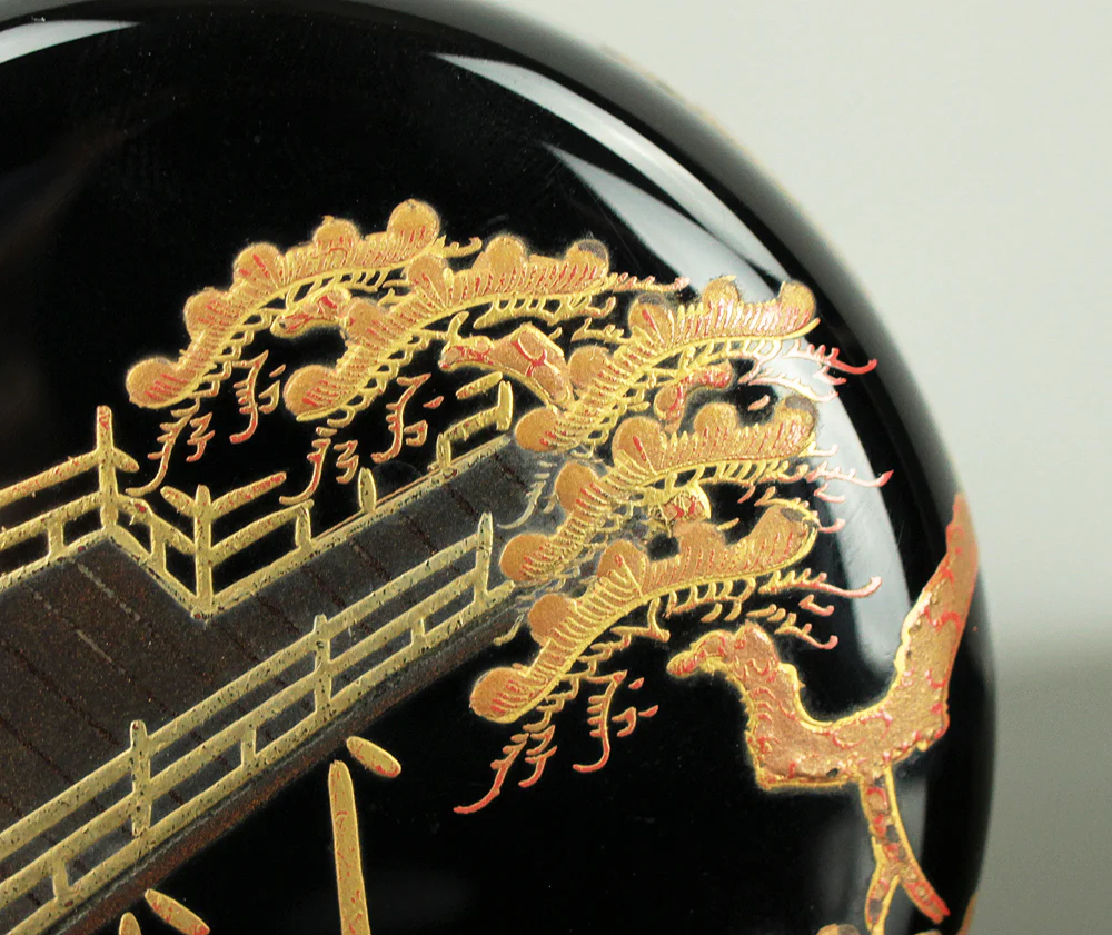 岡田紫峰 Okada Shiho (b1948) Silver Leaf inside Makie Gold Lacquer Natsume 'Uji Bridge, Pine Tree and Willow' Tea Caddy with Original Box (Tomobako) VA706 - Image 20