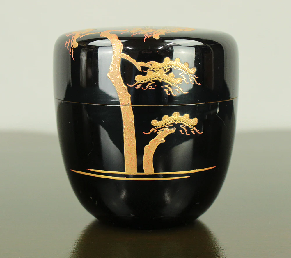 岡田紫峰 Okada Shiho (b1948) Silver Leaf inside Makie Gold Lacquer Natsume 'Uji Bridge, Pine Tree and Willow' Tea Caddy with Original Box (Tomobako) VA706 - Image 7