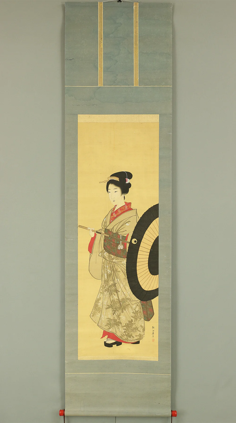 龍山應索 Ryuzan Osaku Age: 1850-1899 Japanese antique art kakejiku kakemono hanging scroll / Ukiyo-e Bijin Beauty holding Umbrella with Box W751 - Image 2