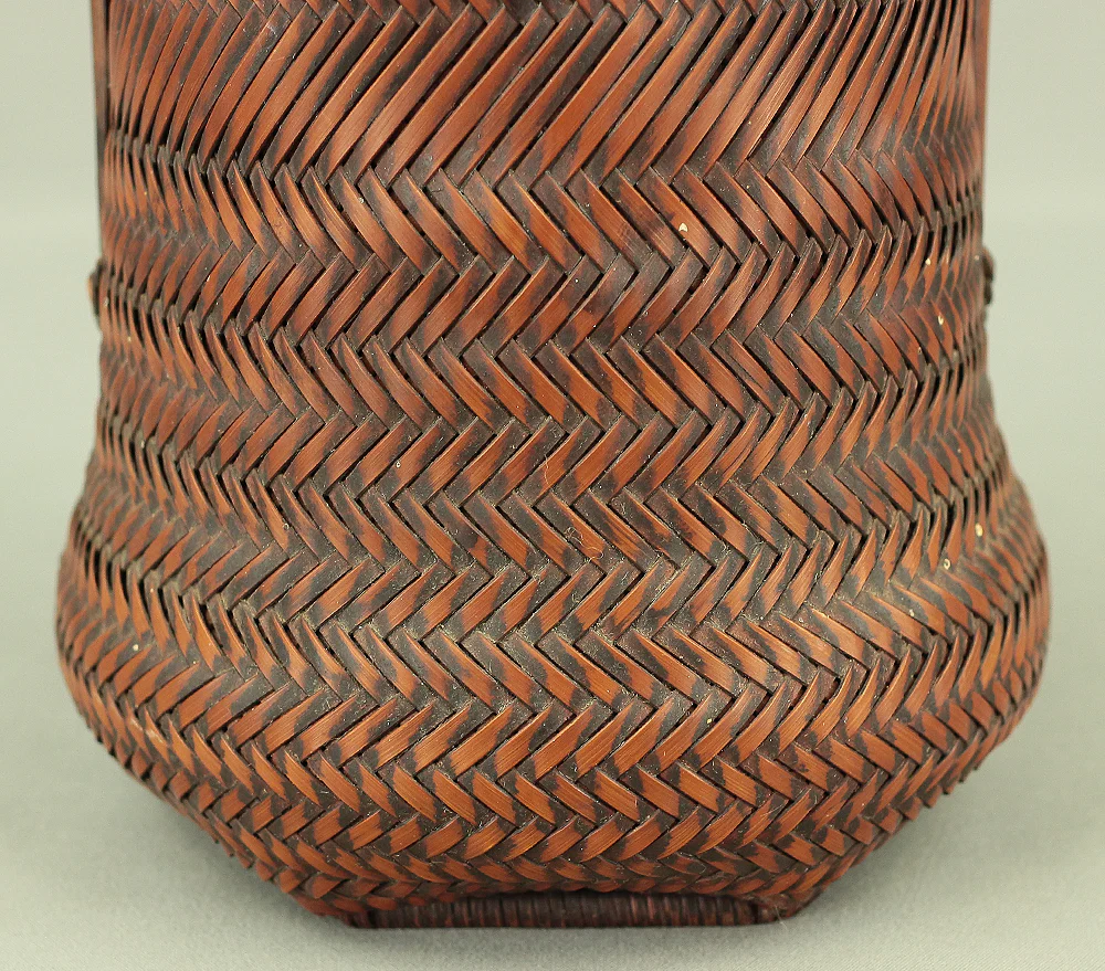 塩月寿籃 Shiotsuki Juran (b1948) Japanese Hanakago Bamboo Woven Flower Vase Basket VA188 - Image 11