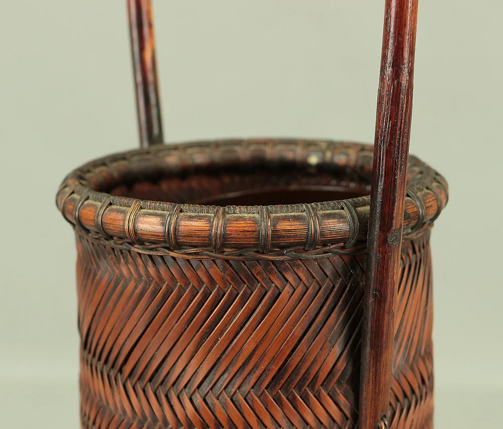 塩月寿籃 Shiotsuki Juran (b1948) Japanese Hanakago Bamboo Woven Flower Vase Basket VA188 - Image 9