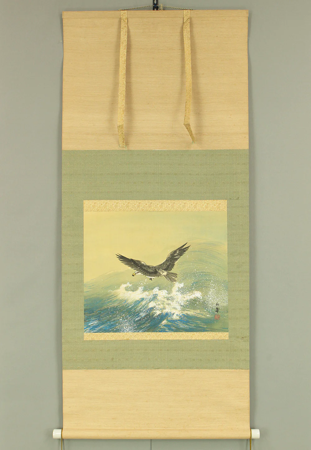 高橋秋華 Takahashi Shuka (1878-1952) Japanese art kakejiku kakemono wall hanging scroll / Hawk and Wave RD402 - Image 2