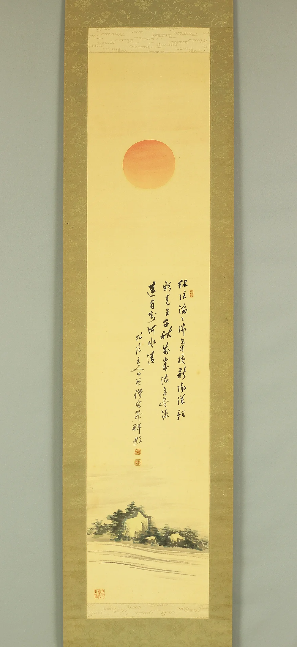 田中柏陰 Tanaka Hakuin (1866-1934) Japanese antique art kakejiku kakemono wall hanging scroll / Rising Sun and Meotoiwa Rocks with Box RB519 - Image 3