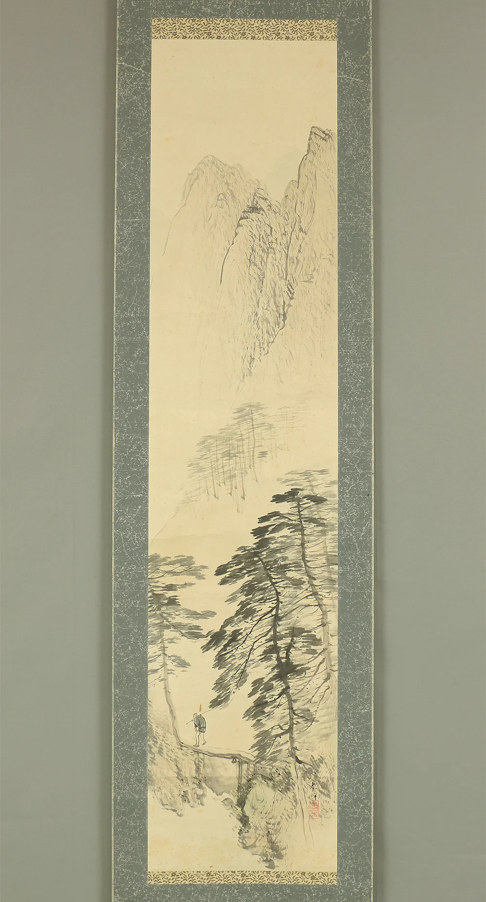田中頼璋 Tanaka Raisho (1868-1940) Japanese art kakejiku kakemono wall hanging scroll / Mountains, River, Pine Trees, Landscapes Angler Crossing Bridge RC729