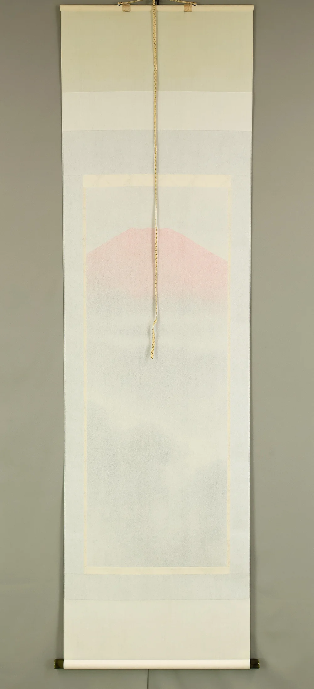 津田親重 Tsuda Chikashige (b1953) Japanese art kakejiku kakemono wall hanging scroll / Red Mt. Fuji, Misty Mountains, and Cattle Standing in Pasture with Original Box (Tomobako) RD842 - Image 15
