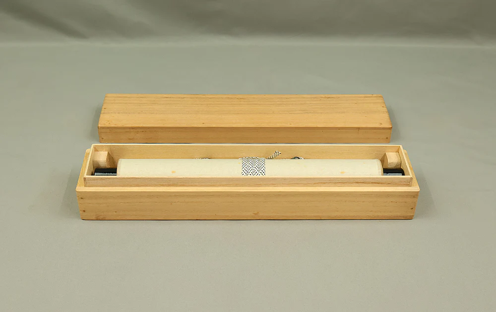 柳生紹尚 Yagyu Shojo Daitoku-ji Japanese Zen kakejiku kakemono hanging scroll / 春入千林處々鶯 Haru Senrinniiru Shoshono Uguisu with Original Box (Tomobako) RE434 - Image 10