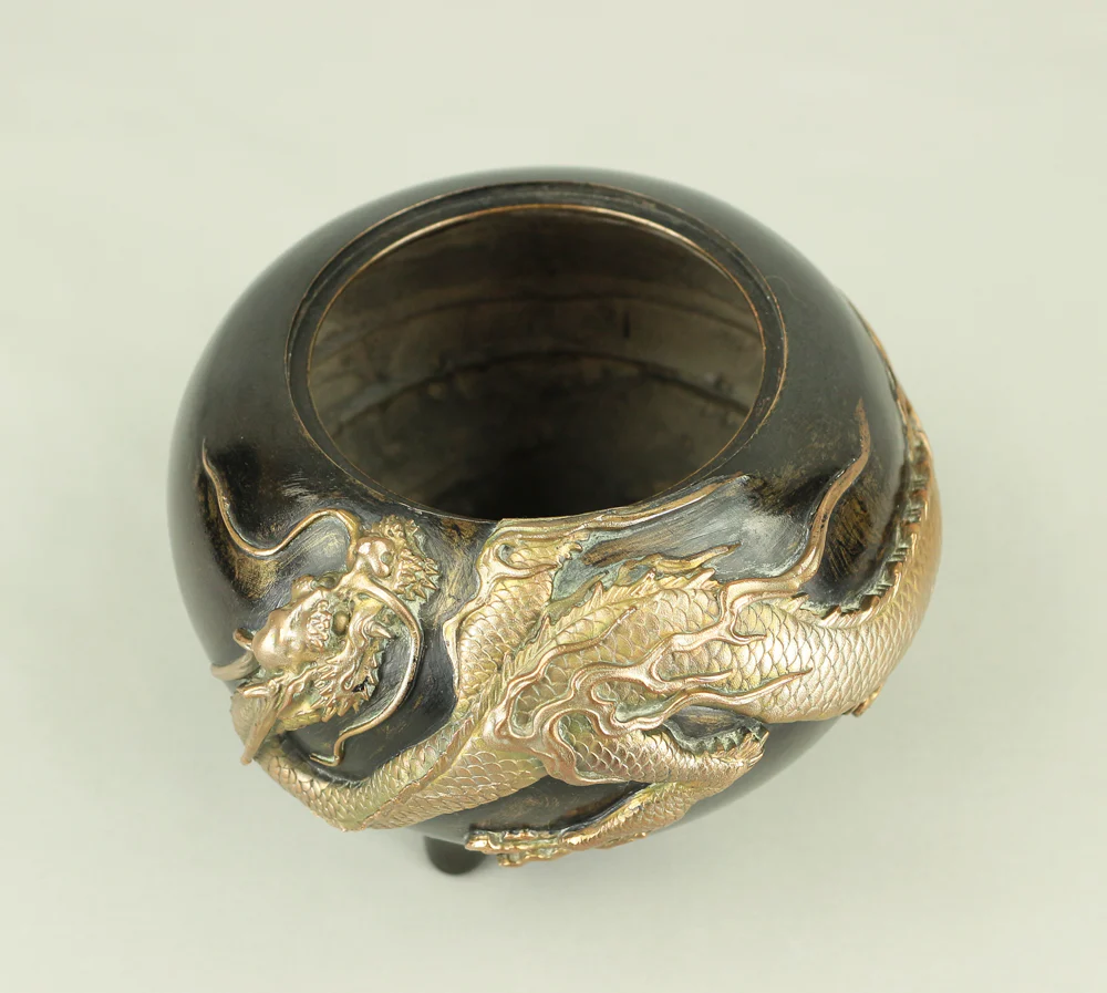 米田秀保 Yoneda Shuho (b1937) 'Dragon Holding Crystal Ball' Silver Inlay Casting Copper Tripod Koro Incense Burner Censer with Box VA246 - Image 31