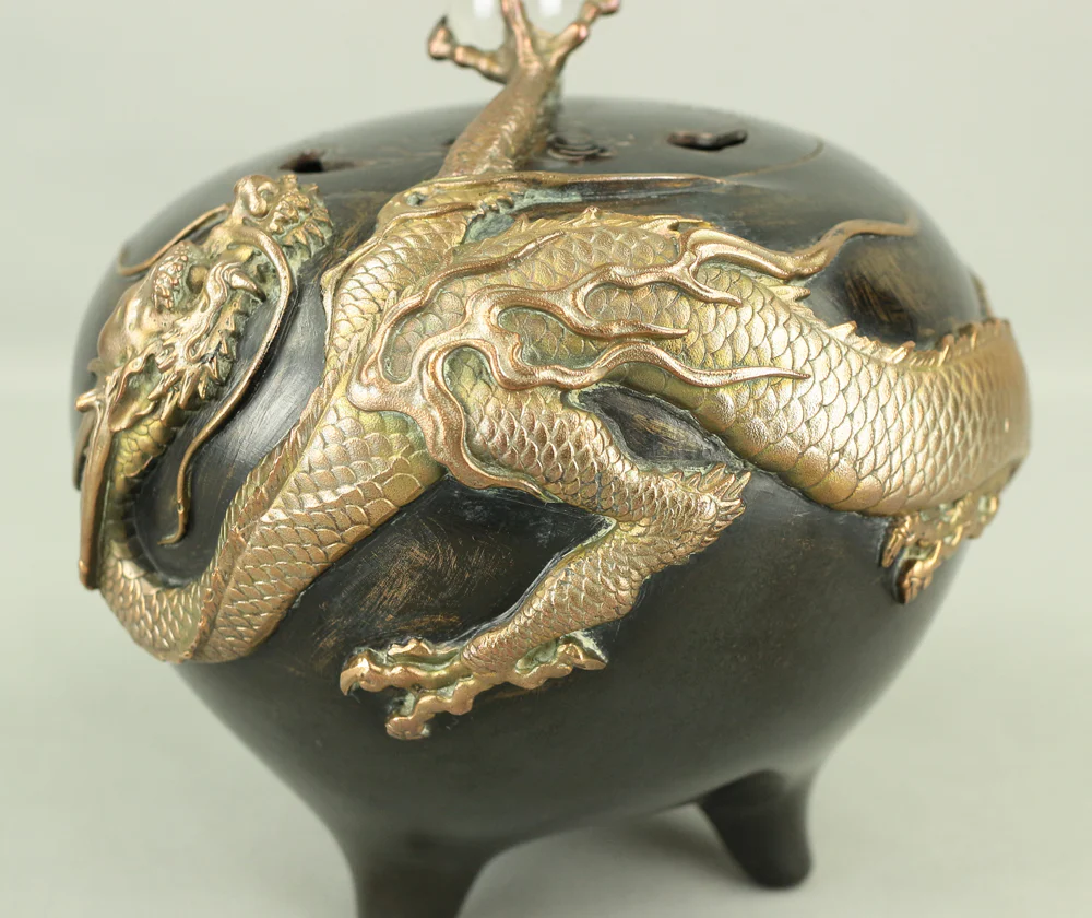米田秀保 Yoneda Shuho (b1937) 'Dragon Holding Crystal Ball' Silver Inlay Casting Copper Tripod Koro Incense Burner Censer with Box VA246 - Image 6