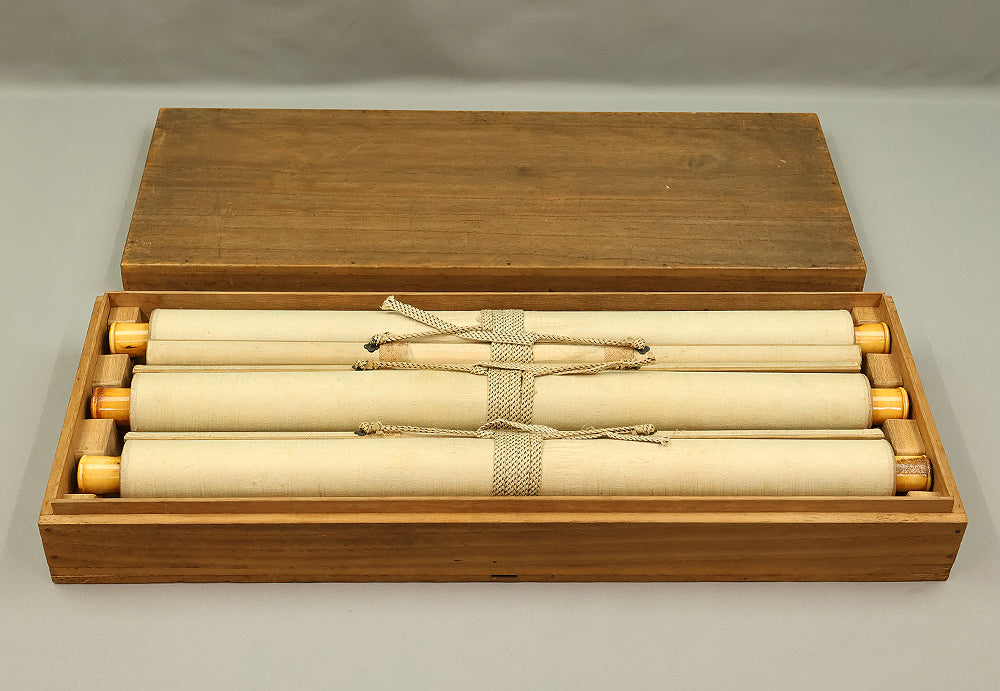 岸駒 Ganku (1749-1838) Japanese art a set of three kakejiku kakemono wall hanging scrolls / Jurojin (God of longevity), Dragon, and Tiger with Box RD815 - Image 40