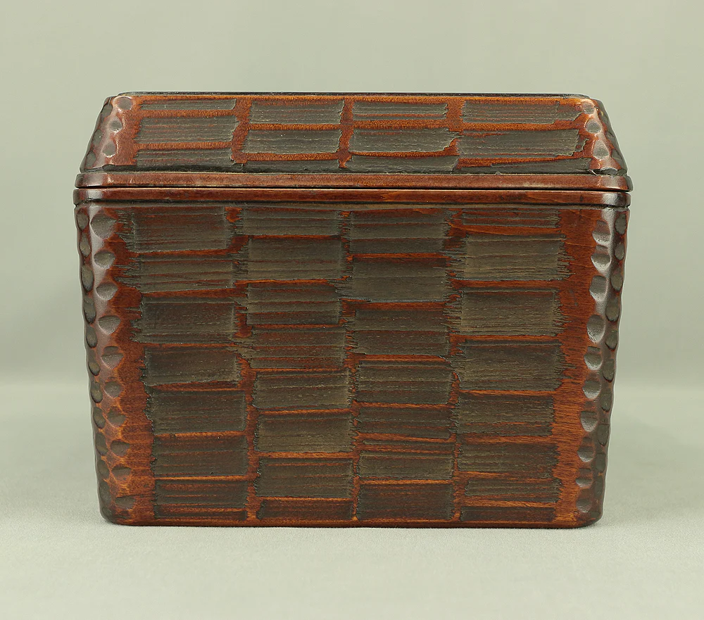 一峰 Ippo 'Orchid' Sanuki Lacquer Carving Square Box VA416 - Image 5