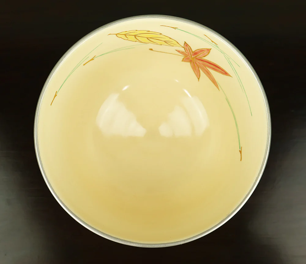 中村能久 Nakamura Yoshihisa 京焼 Kyo ware 'Maple and Ginkgo Leaf Patterns Silver-coloured Tea Bowl' with box VA928 - Image 13
