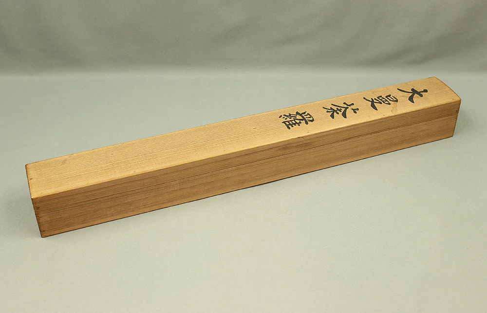 日径 Nichikei Age 1981 Japanese art Buddhist kakejiku kakemono wall hanging scroll / Nichiren Mandala Gohonzon with Original Box (Tomobako) RC750 - Image 14