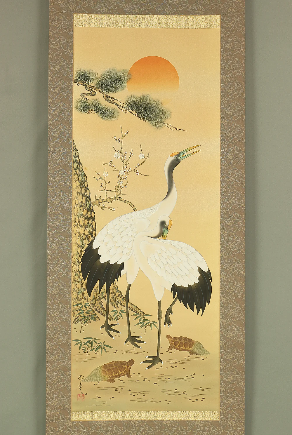 是幸 Zeko Japanese art kakejiku kakemono wall hanging scroll / Auspicious Painting - Rising Sun, Cranes, Turtles, Pine Bamboo Plum with Original Box (Tomobako) RC519