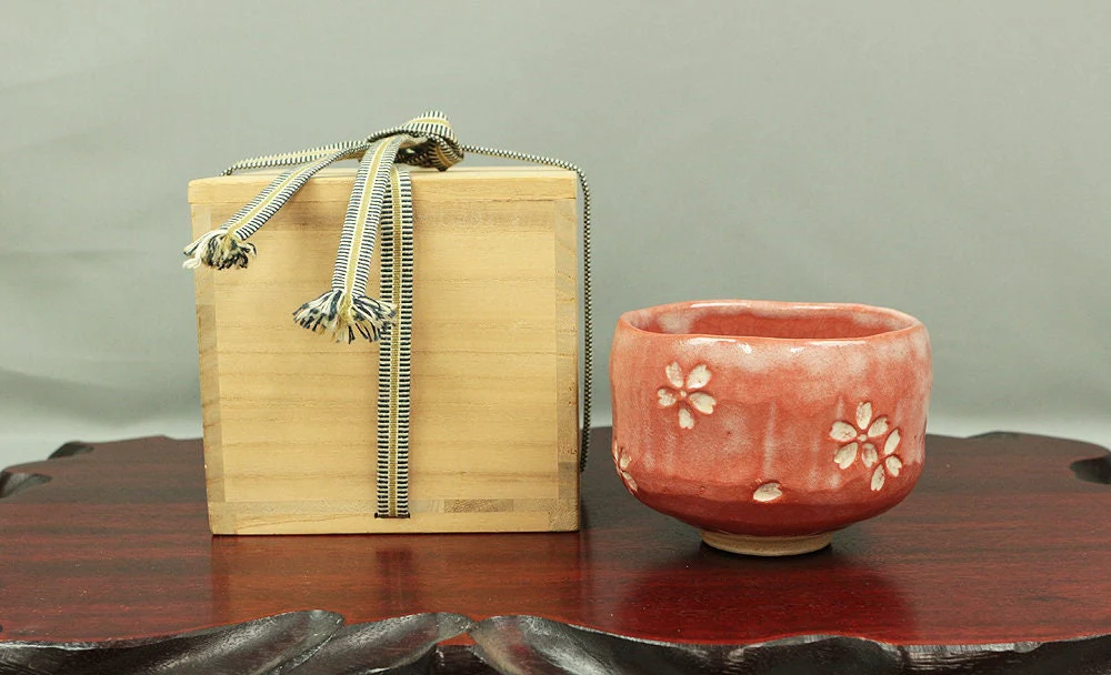 赤楽 AKARAKU Red Raku 楽入 SAKURA Cherry Tea Bowl Japanese Tea Ceremony Box V354 / Japan Cherry Blossom Traditional Kiln Craft Culture Pottery