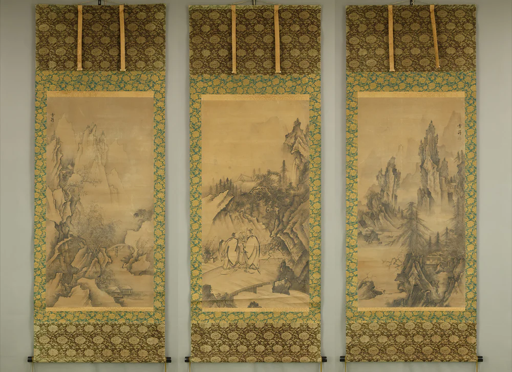 Attributed to 雪舟等楊 Sesshu Toyo (1420-1506) Japanese antique art a set of three kakejiku kakemono wall hanging scrolls / Broken Ink Landscape (Haboku Sansui) Suiboku Ink Landscape Mountains Rivers and Three Wise Men with Appraised Box RE445