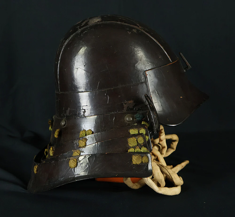 Authentic Early Edo Period Samurai Helmet Kabuto – Iron Zunari Kabuto with Menpo VB137 - Image 4