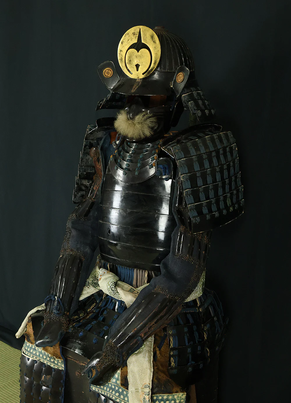 Authentic Edo Period Samurai Armor Kacchu Yoroi, Life-Size Black Lacquered Iron with Kabuto, Menpo, Armor Stand and Storage Box VB135 - Image 11