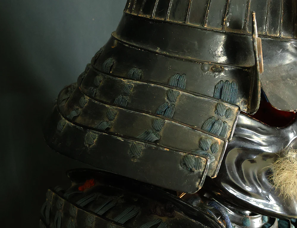Authentic Edo Period Samurai Armor Kacchu Yoroi, Life-Size Black Lacquered Iron with Kabuto, Menpo, Armor Stand and Storage Box VB135 - Image 19