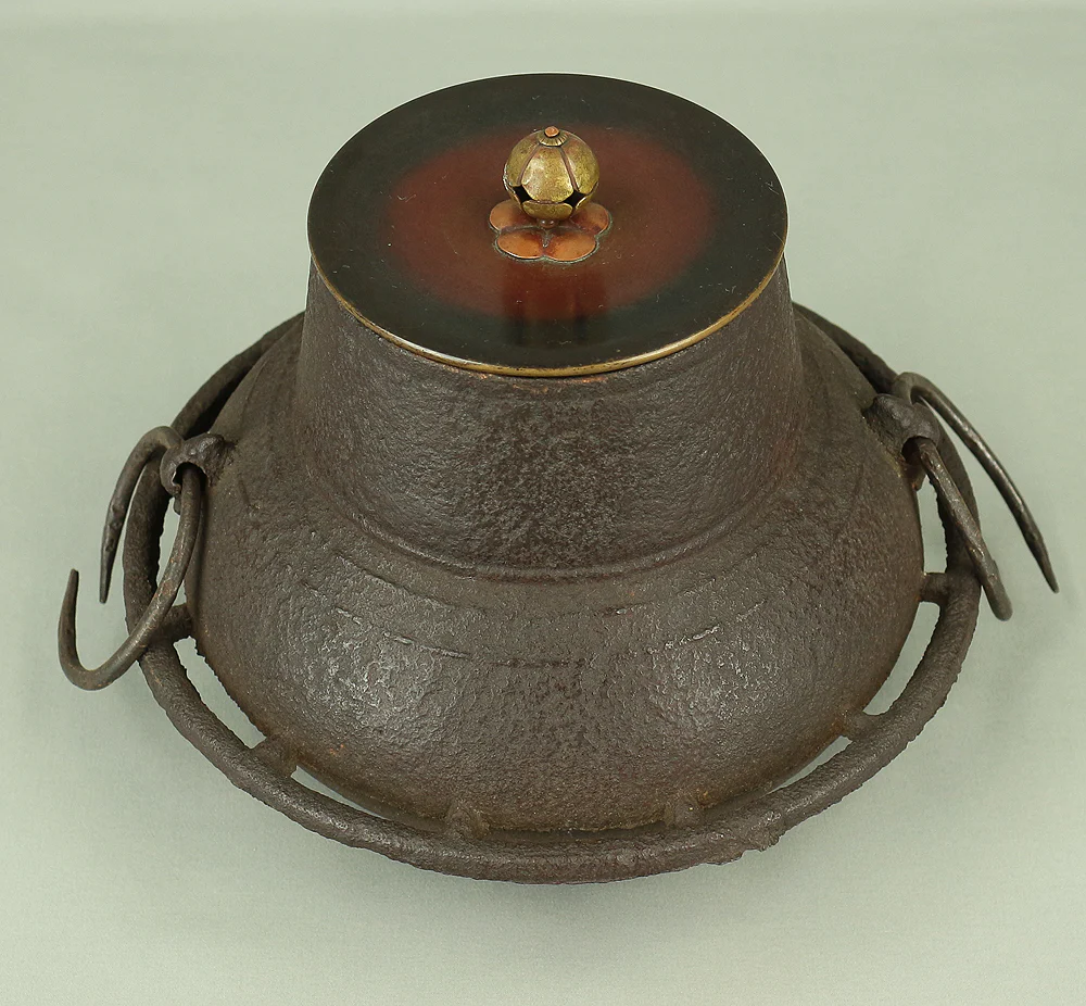 Chagama Iron Tea Kettle 'No Leak' 2310g Japanese tea ceremony utensil V970 - Image 18