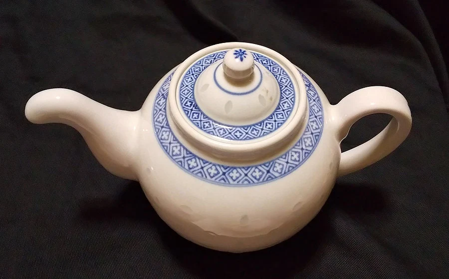 Chinese Antique Art 景德镇 Jingdezhen SENCHA Teapot White Pottery, Porcelain / Break Rest Relax Oolong Tea Green Tea Decoct Tea time 350g P1 - Image 9