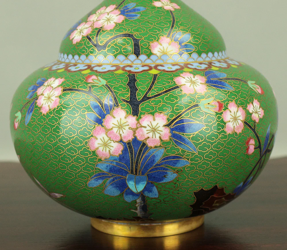 Cloisonne Enamel Flower design Green-based Chinese Flower Vase VA164 - Image 6