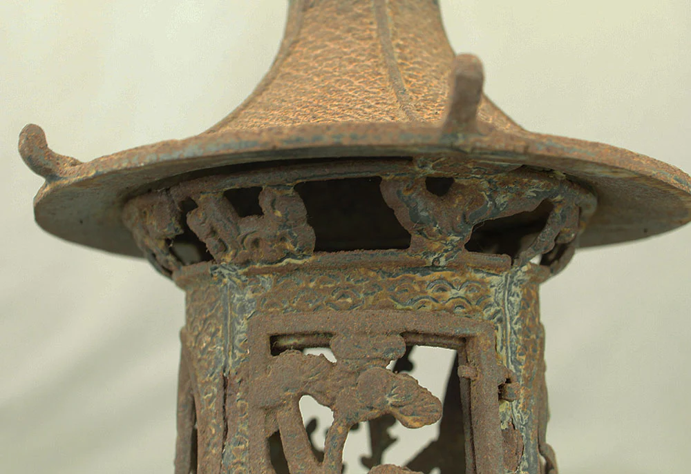 Decorative Hanging Iron Garden Lantern Tsuridoro Openwork VA905 - Image 12