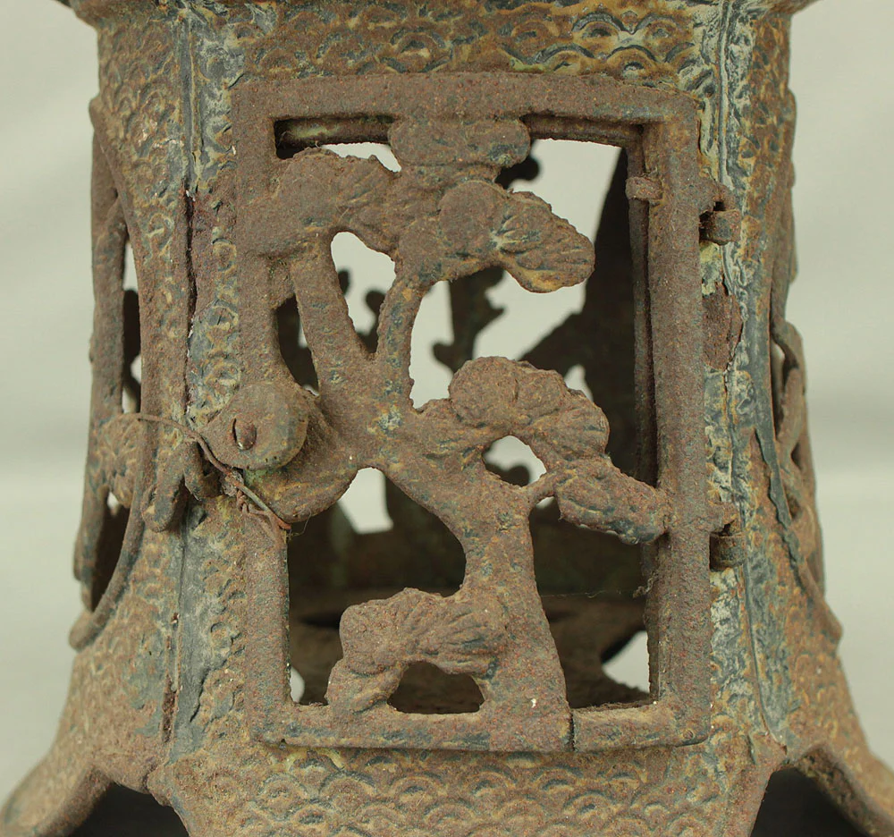 Decorative Hanging Iron Garden Lantern Tsuridoro Openwork VA905 - Image 13