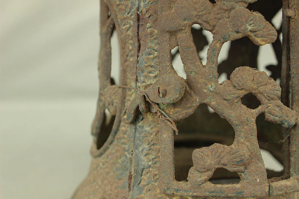 Decorative Hanging Iron Garden Lantern Tsuridoro Openwork VA905 - Image 16