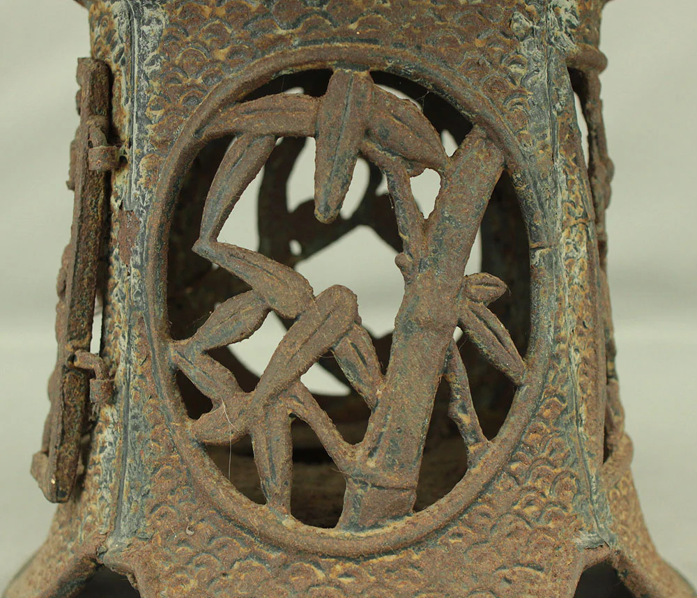 Decorative Hanging Iron Garden Lantern Tsuridoro Openwork VA905 - Image 23