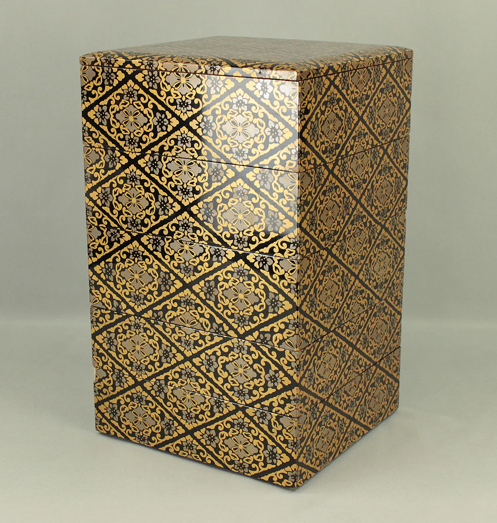 Gold Lacquer Flower Diamond Pattern Makie Five-Tiered Box Jubako with Box VA663