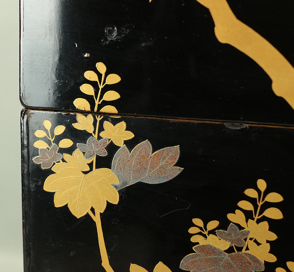 Gold Lacquer Four-Tiered Box Jubako 'Paulownia Tree and Phoenix' with Storage Box VA588 - Image 14