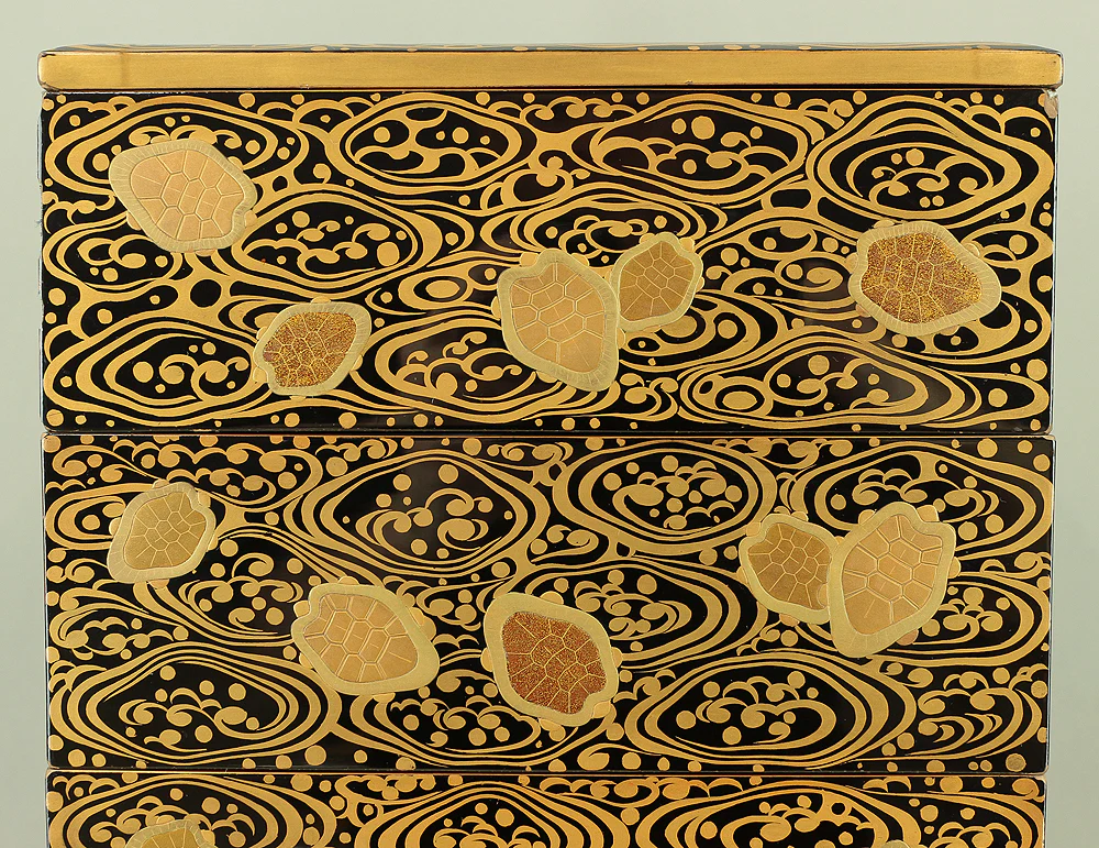 Gold Lacquer Nashiji Makie Five-Tiered Box Jubako 'Tortoise and Wave' with Small Plates Storage Box VA333 - Image 10