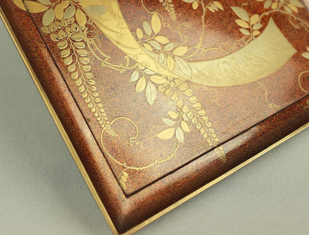 Gold Makie Lacquered Plum Wisteria Paulownia and Cherry Blossom Pattern Portable Lunchbox Set Four-Tiered Box Jubako Two Sake Bottles, Sakazuki and Plates (Kochu 行厨 Hanami Bento 花見弁当 Nodate Bento 野点弁当) with Box VA233 - Image 10