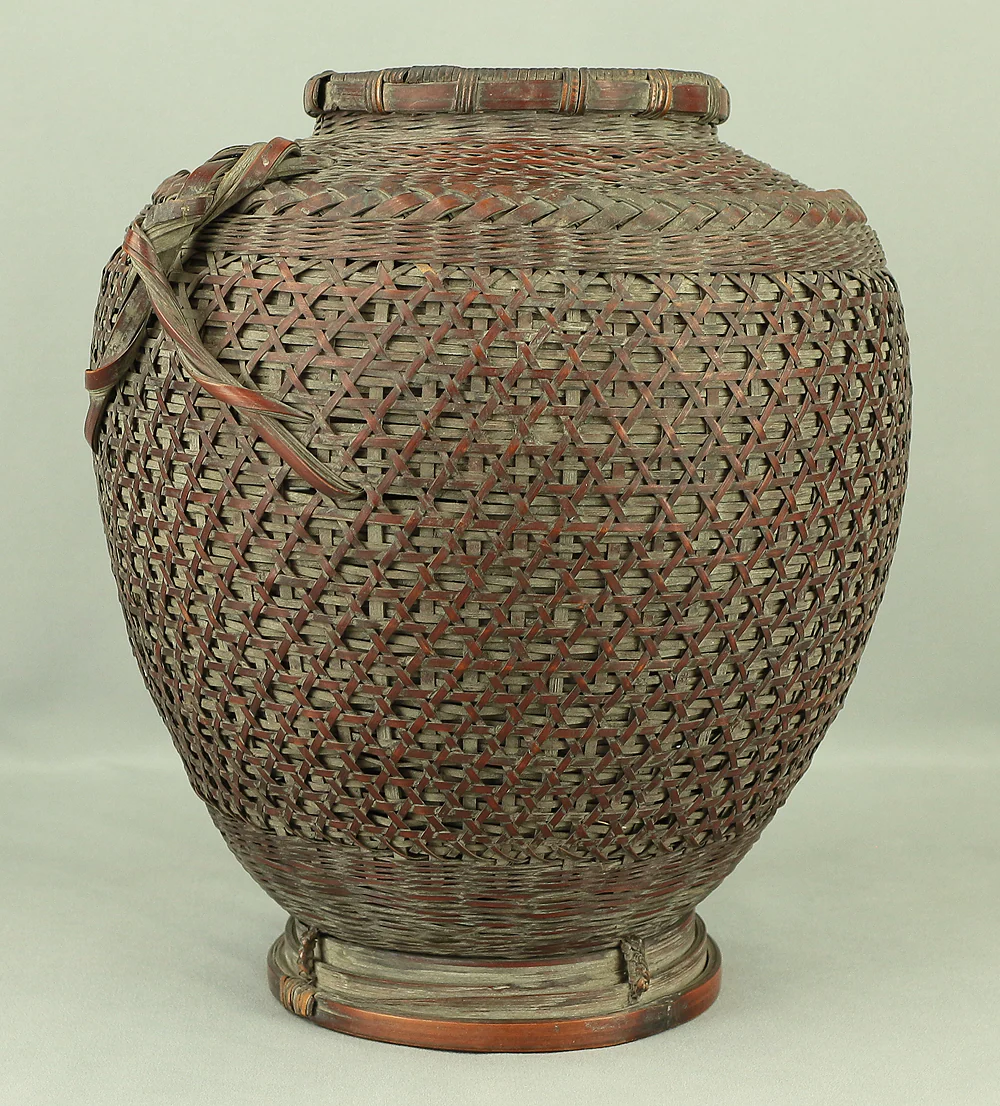 Hanakago with Handle Bamboo Woven Basket Flower Vase for Tea Ceremony VA363 - Image 3