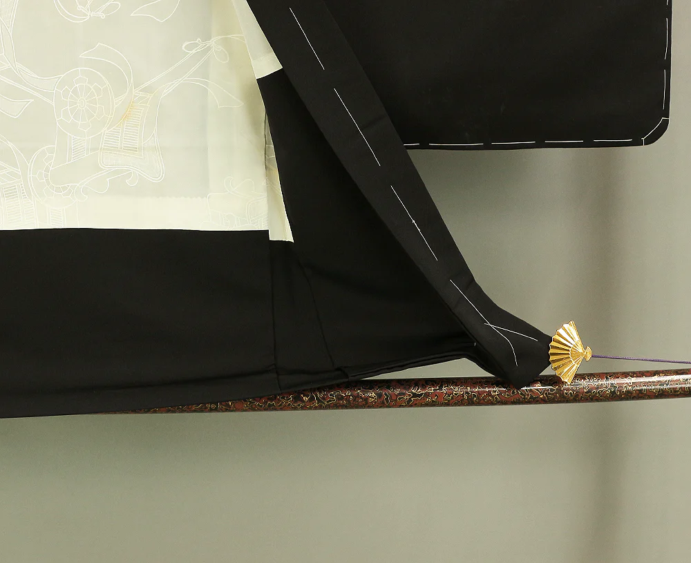 Haori Japanese Kimono Coat with Black Color Pattern Chrysanthemum Peony Plum and Ox-Drawn Coach KI176 - Image 18