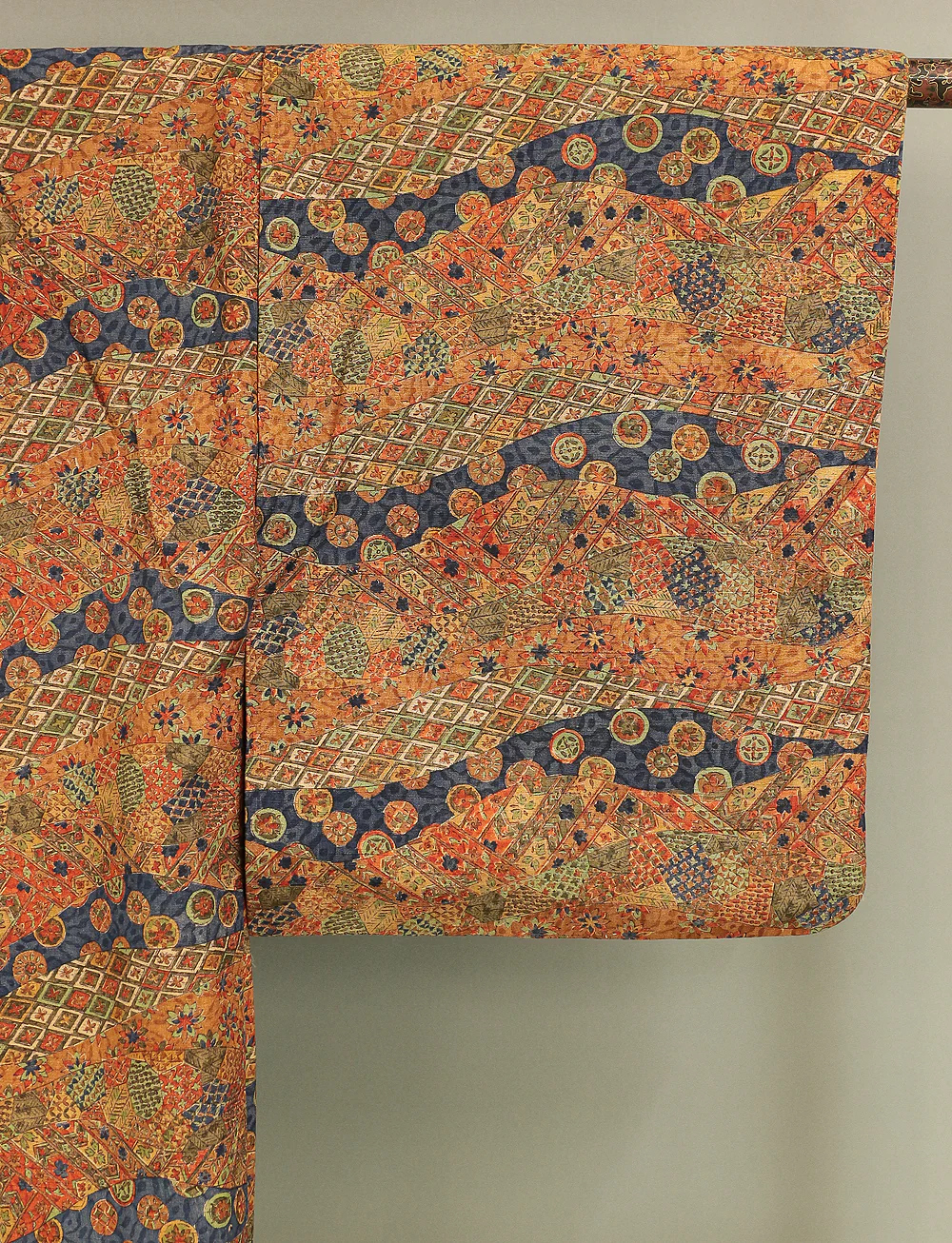 Haori Japanese Kimono Coat with Orange and Navy Blue color Pattern Hishigata Diamond Shape KI134 - Image 11