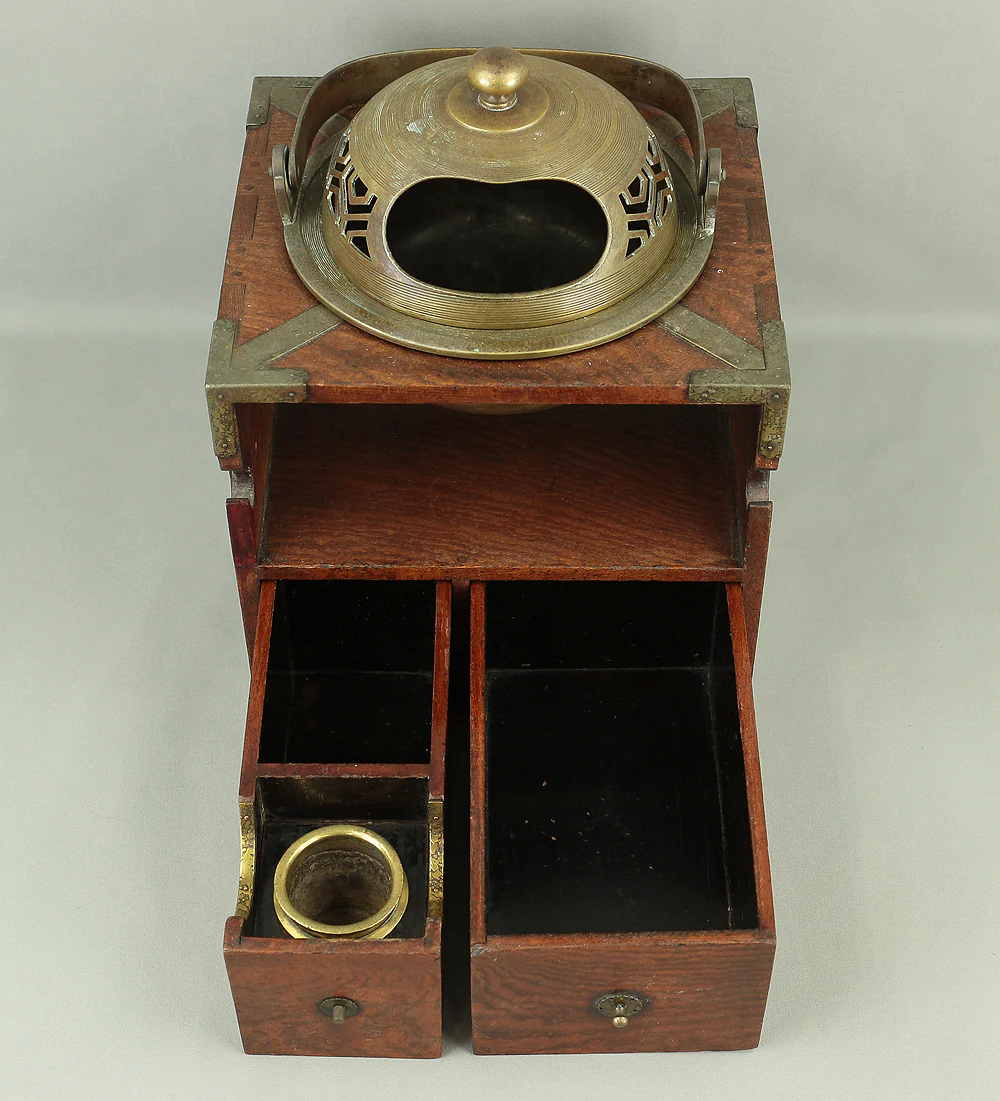 Japanese Antique Portable Tobacco Tray with Kiseru Pipe V838 - Image 17